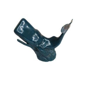 VTG COOK COMPANY ART SCULPTURE Green BOTTLE NOSE WHALE,  5" X 3"